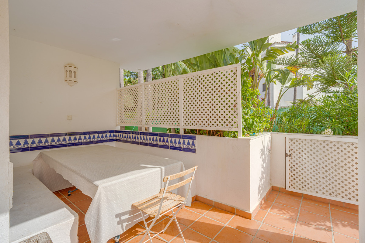 3 Bed Apartment for sale in Elviria Costa Del Sol, Málaga, Spain