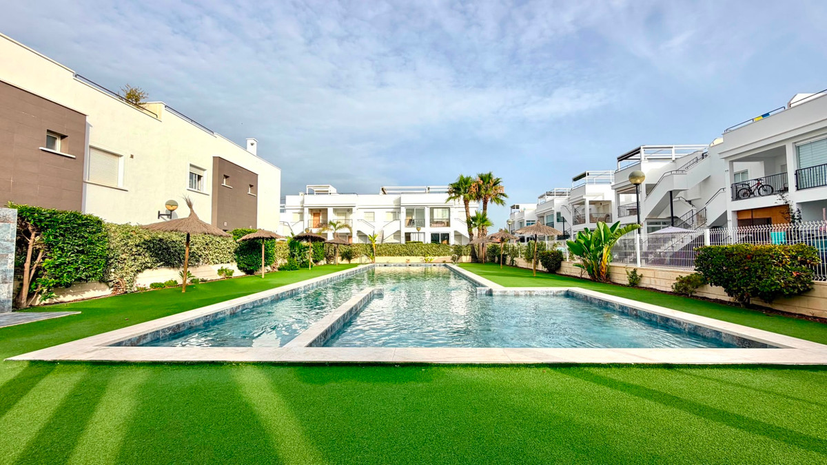 2 Bed Apartment for sale in Aguas Nuevas Costa Blanca, Alicante, Spain