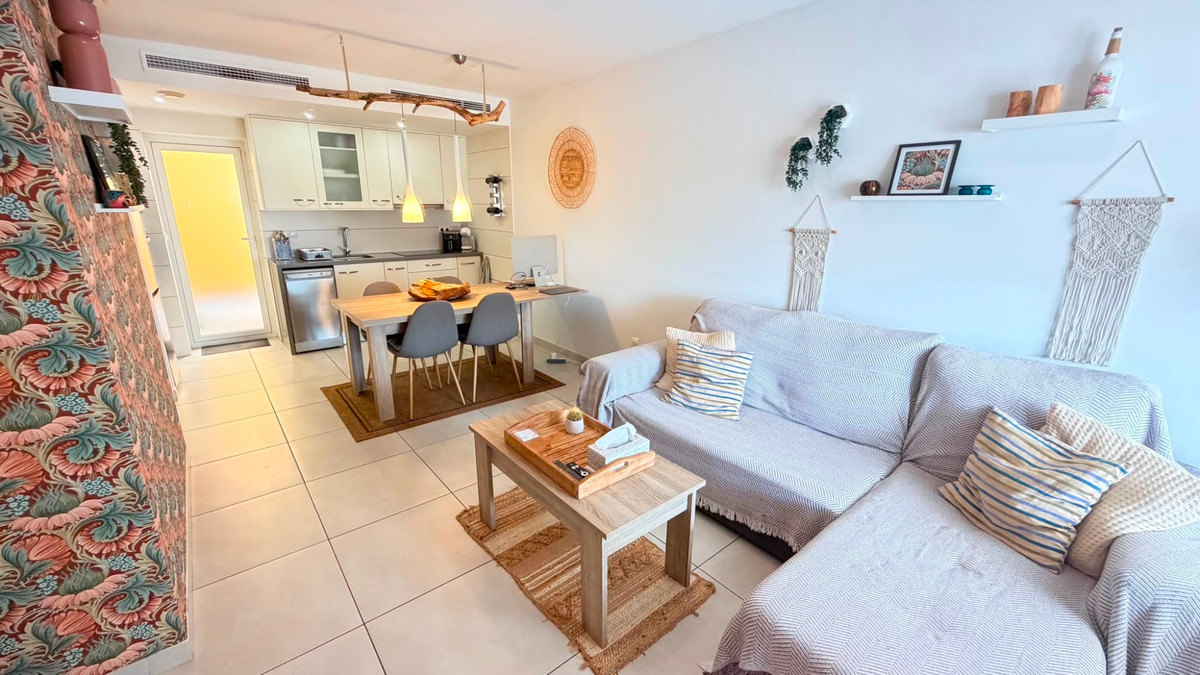 2 Bed Apartment for sale in Aguas Nuevas Costa Blanca, Alicante, Spain