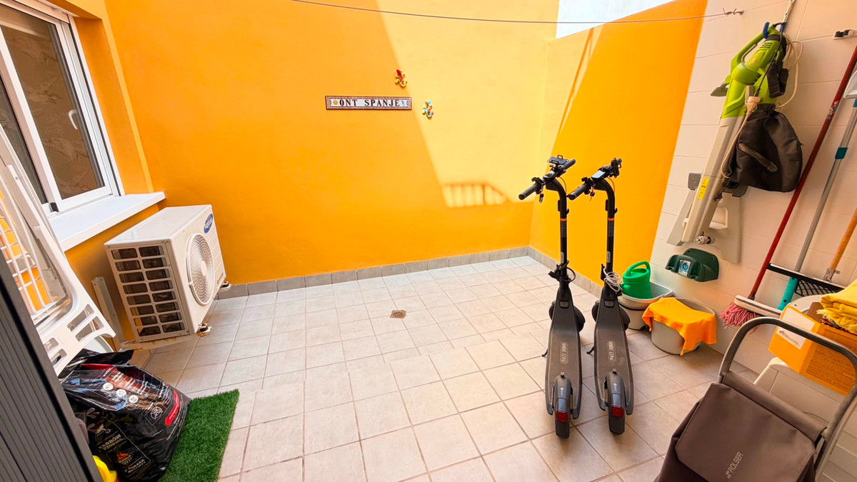 2 Bed Apartment for sale in Aguas Nuevas Costa Blanca, Alicante, Spain