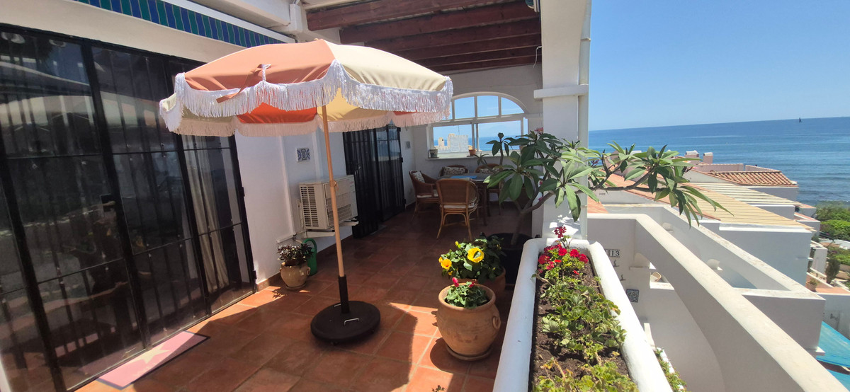 Se vende Apartamento Planta Media de 2 dormitorios en Costa Del Sol, Málaga, España