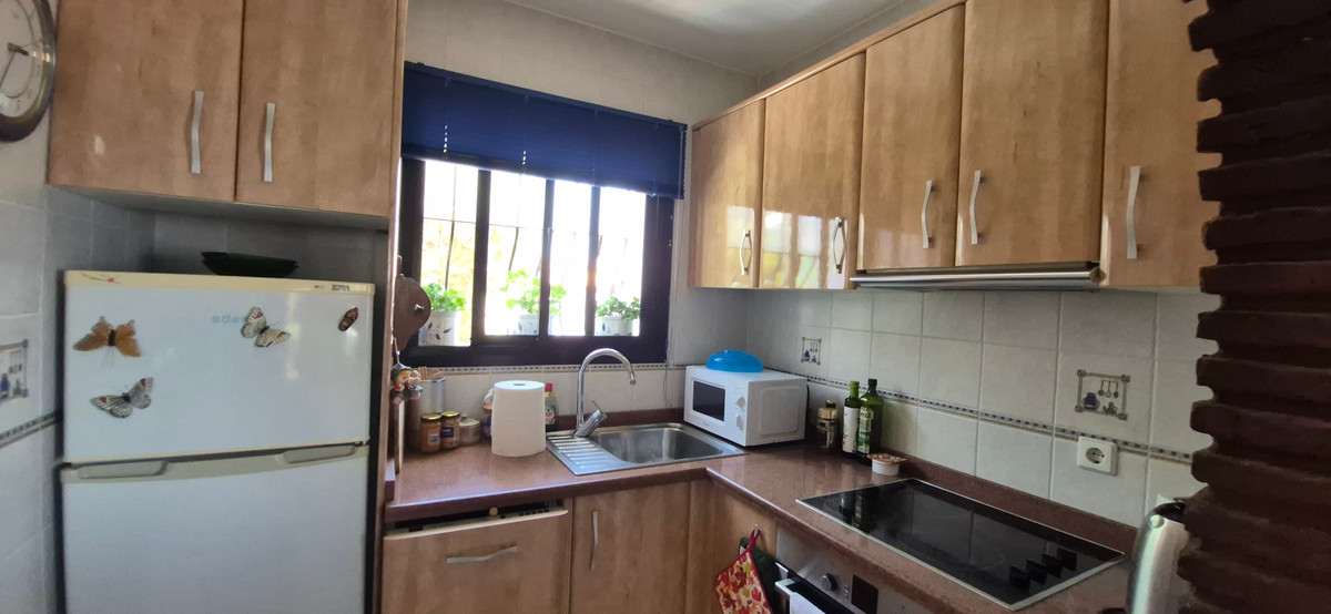 Se vende Apartamento Planta Media de 2 dormitorios en Costa Del Sol, Málaga, España