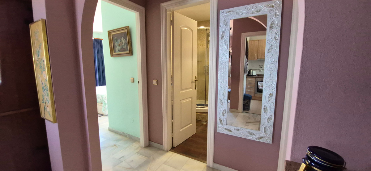 Se vende Apartamento Planta Media de 2 dormitorios en Costa Del Sol, Málaga, España
