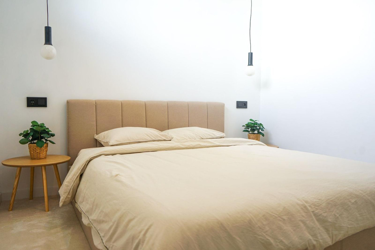 5 Bed Townhouse for sale in Benahavís Costa Del Sol, Málaga, Spain