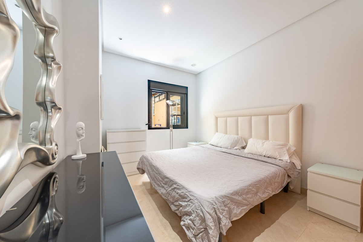 3 Bed Apartment for sale in Puerto Banús Costa Del Sol, Málaga, Spain