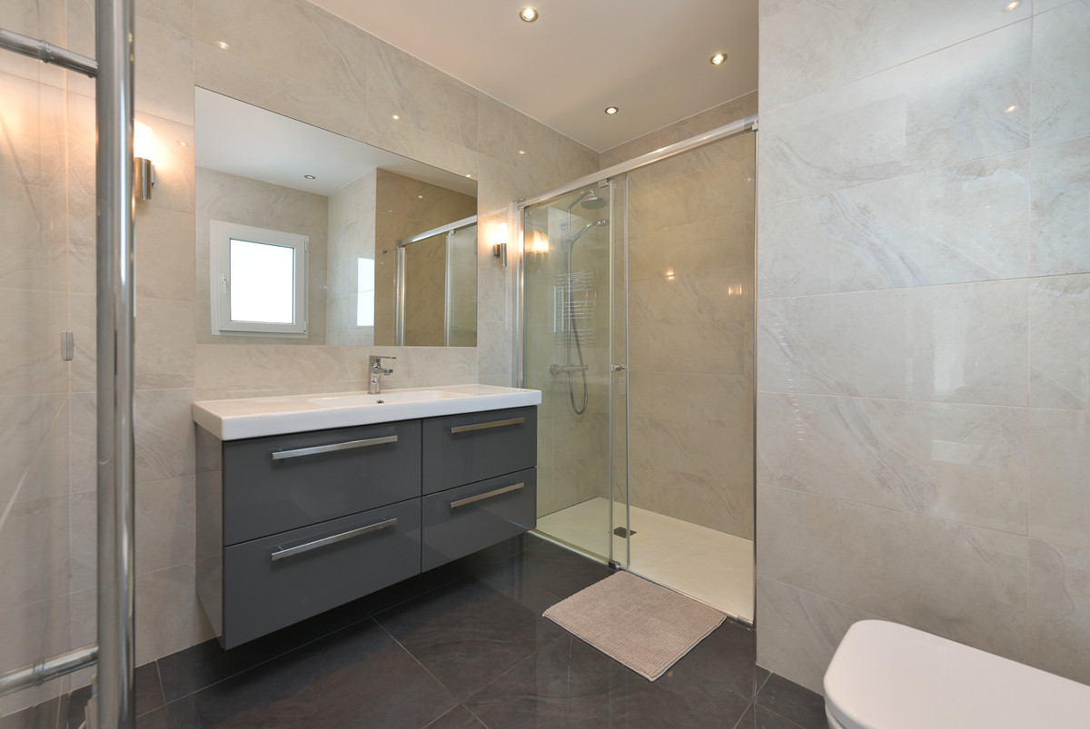 4 Bed Townhouse for sale in Torrenueva Costa Del Sol, Málaga, Spain