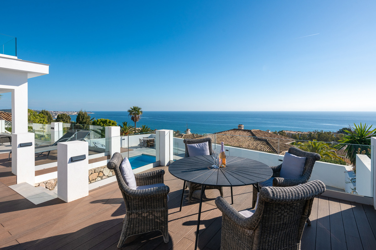 4 Bed Townhouse for sale in Torrenueva Costa Del Sol, Málaga, Spain