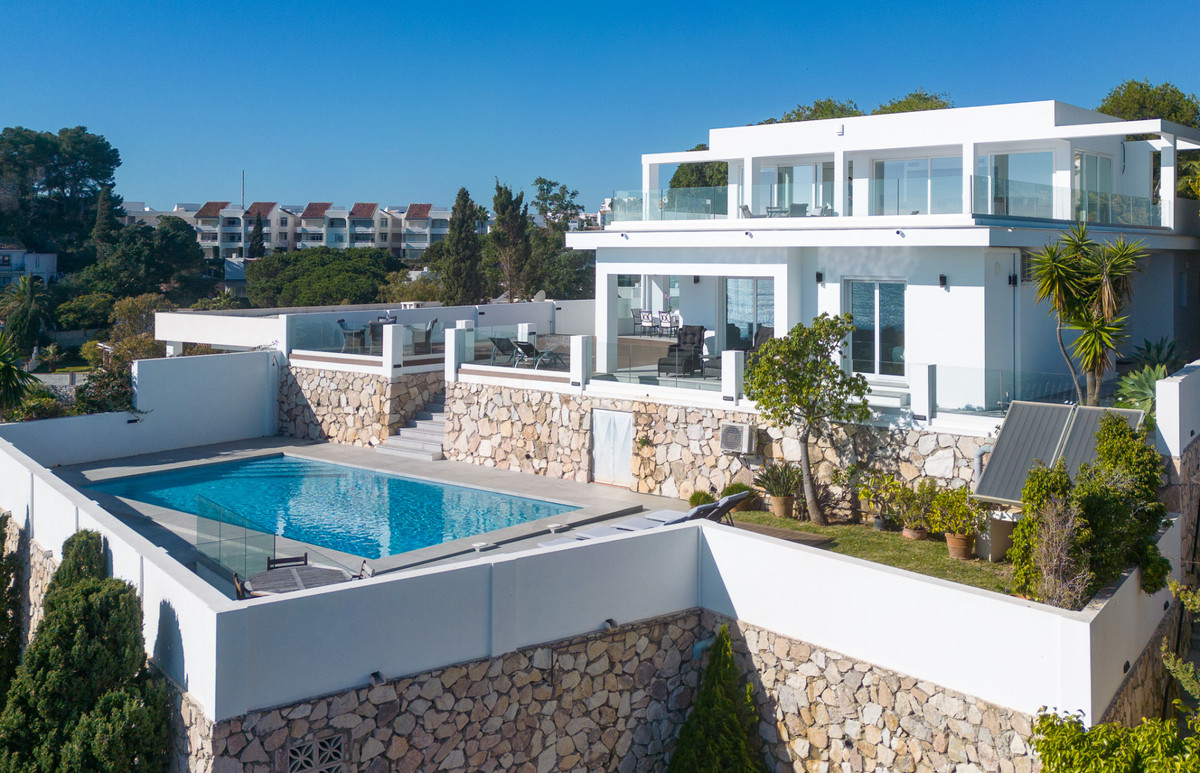 4 Bed Townhouse for sale in Torrenueva Costa Del Sol, Málaga, Spain