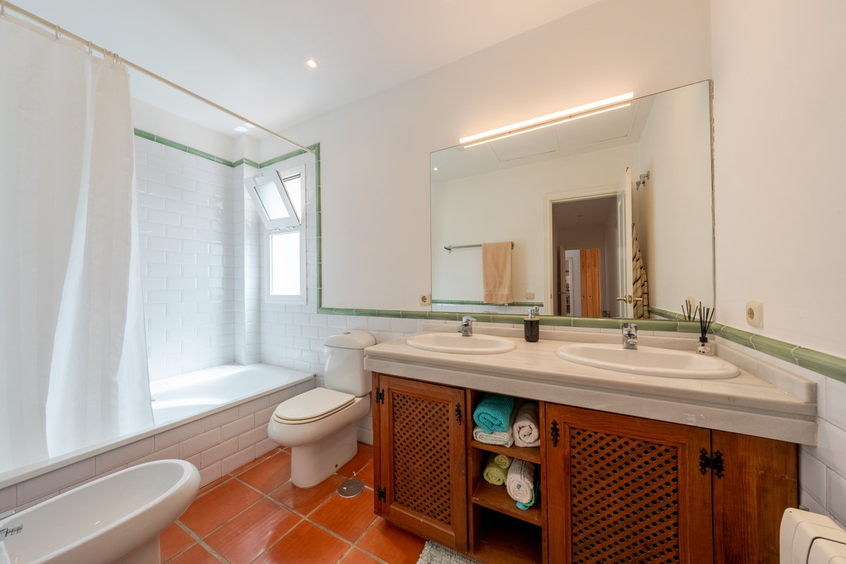 5 Bed Townhouse for sale in Sotogrande Alto Costa Del Sol, Cádiz, Spain