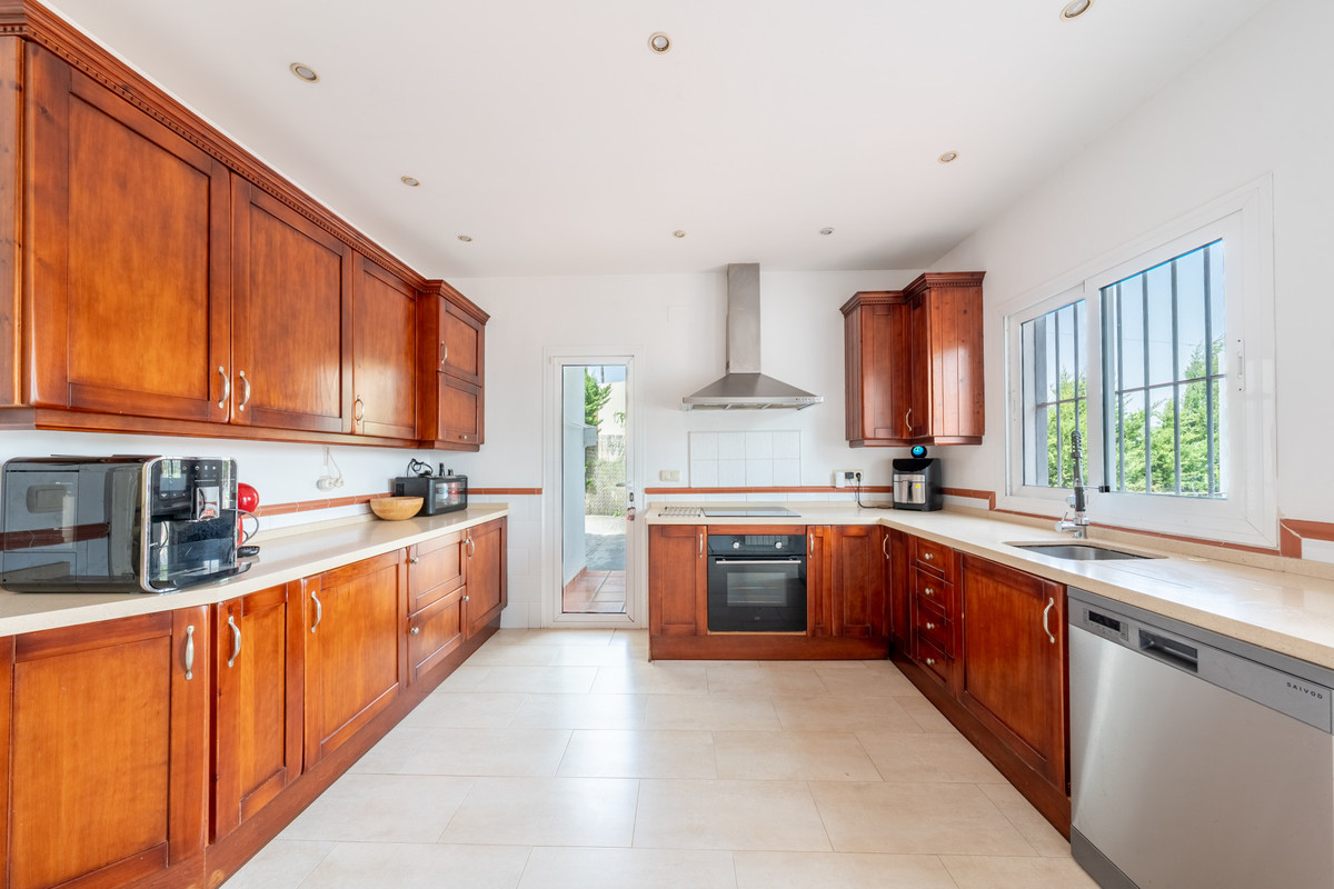 5 Bed Townhouse for sale in Sotogrande Alto Costa Del Sol, Cádiz, Spain
