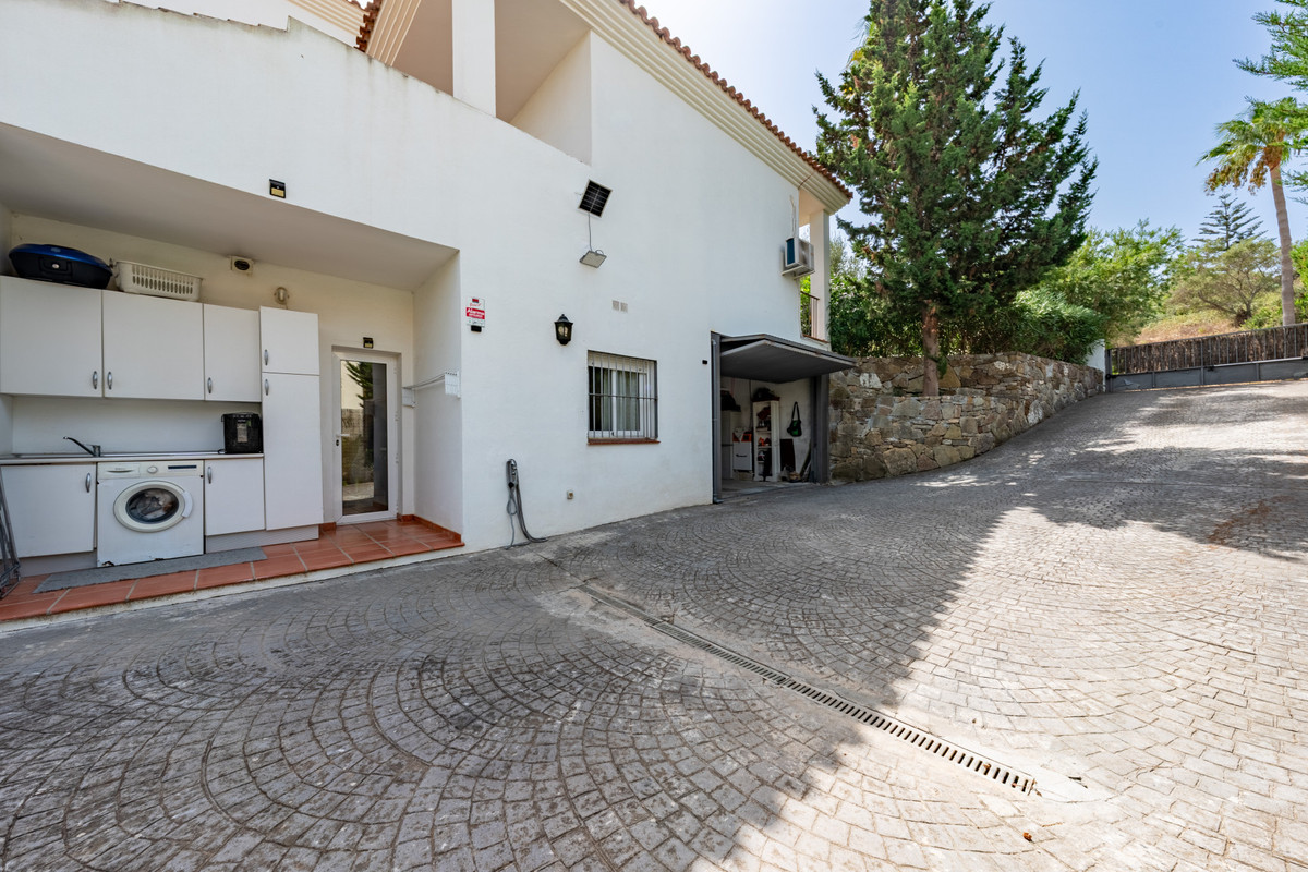 5 Bed Townhouse for sale in Sotogrande Alto Costa Del Sol, Cádiz, Spain