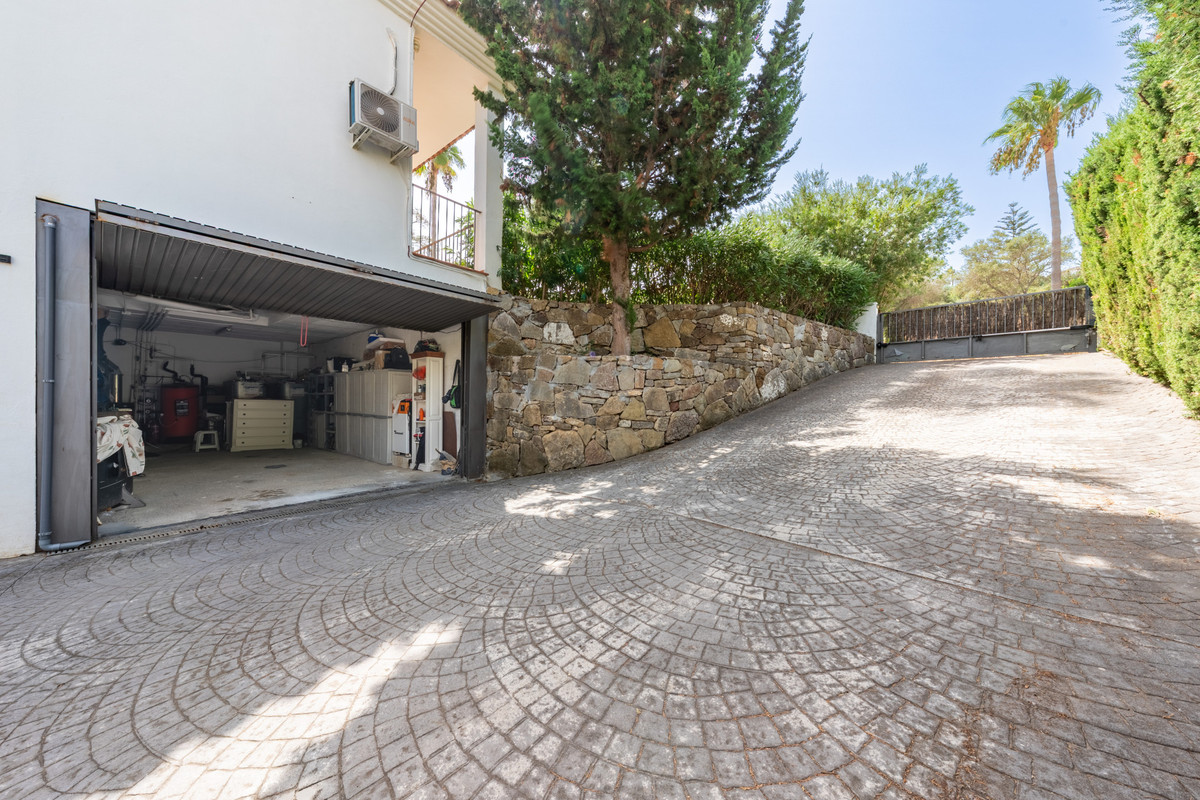 5 Bed Townhouse for sale in Sotogrande Alto Costa Del Sol, Cádiz, Spain