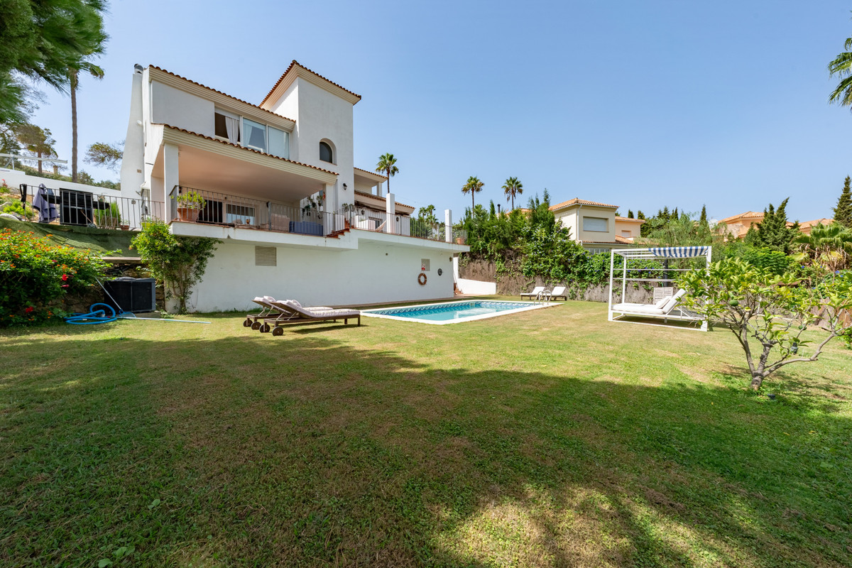 5 Bed Townhouse for sale in Sotogrande Alto Costa Del Sol, Cádiz, Spain