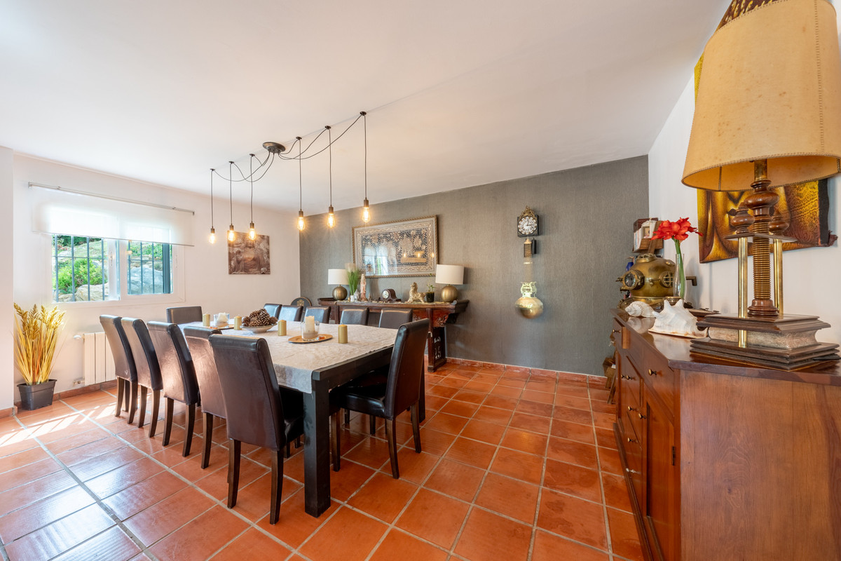 5 Bed Townhouse for sale in Sotogrande Alto Costa Del Sol, Cádiz, Spain