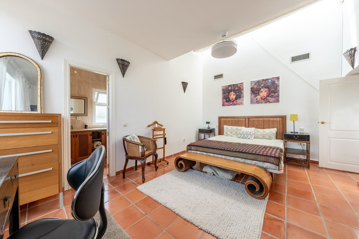 5 Bed Townhouse for sale in Sotogrande Alto Costa Del Sol, Cádiz, Spain
