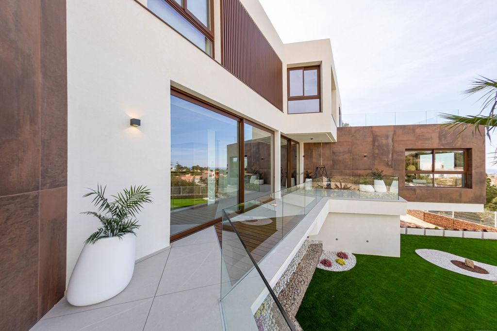 4 Bed Townhouse for sale in Benidorm Costa Blanca, Alicante, Spain