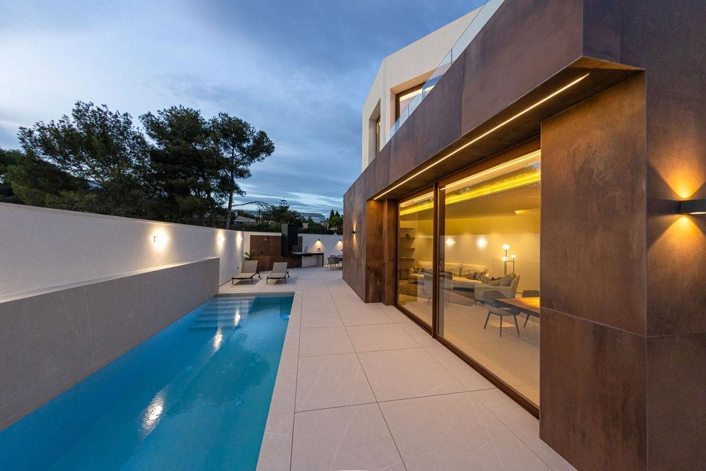 4 Bed Townhouse for sale in Benidorm Costa Blanca, Alicante, Spain