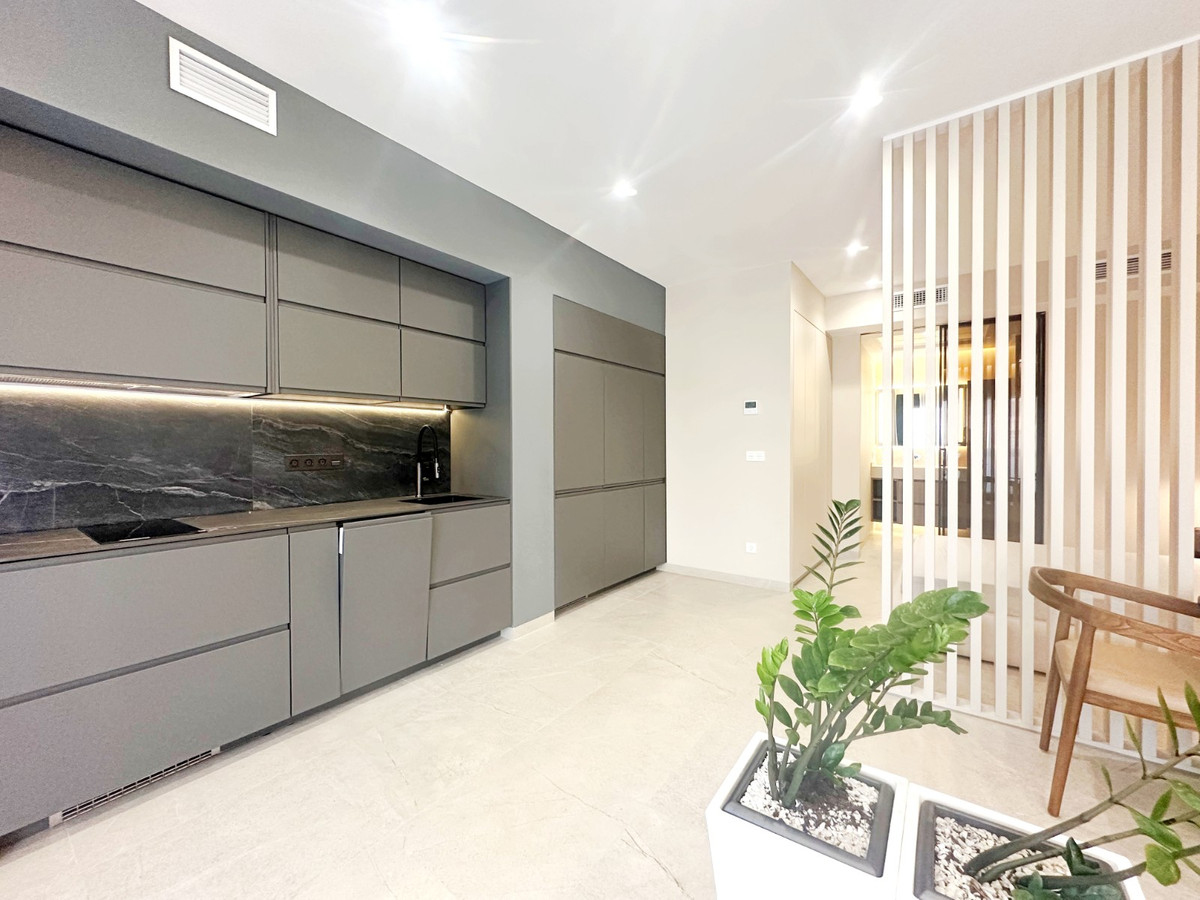 1 Bed Apartment for sale in Torrevieja Costa Blanca, Alicante, Spain