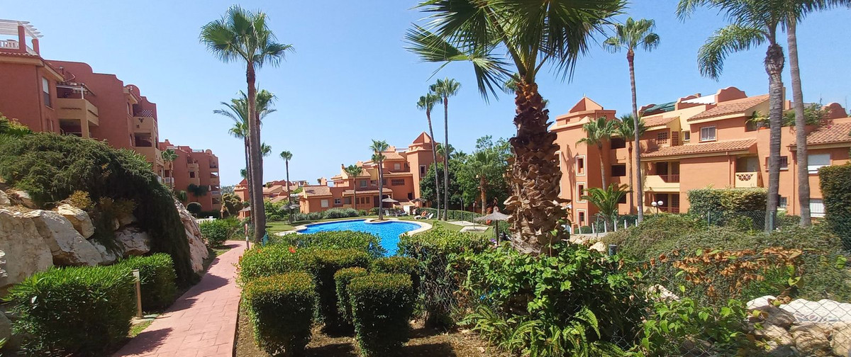 2 Bed Apartment for sale in Reserva De Marbella Costa Del Sol, Málaga, Spain