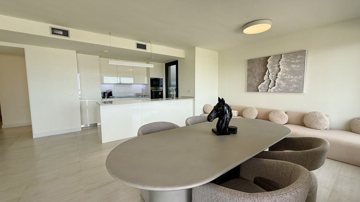 3 Bed Apartment for sale in Estepona Costa Del Sol, Málaga, Spain