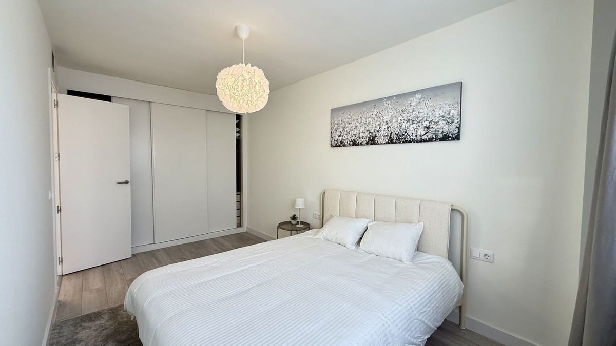 3 Bed Apartment for sale in Estepona Costa Del Sol, Málaga, Spain