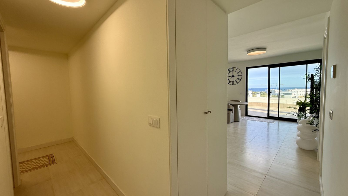 3 Bed Apartment for sale in Estepona Costa Del Sol, Málaga, Spain