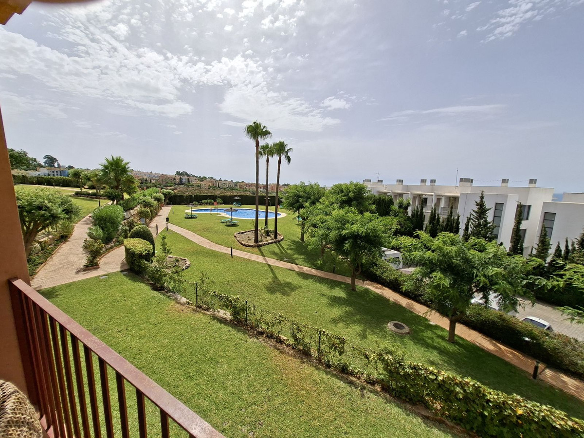 Se vende Apartamento Planta Media de 2 dormitorios en Costa Del Sol, Málaga, España