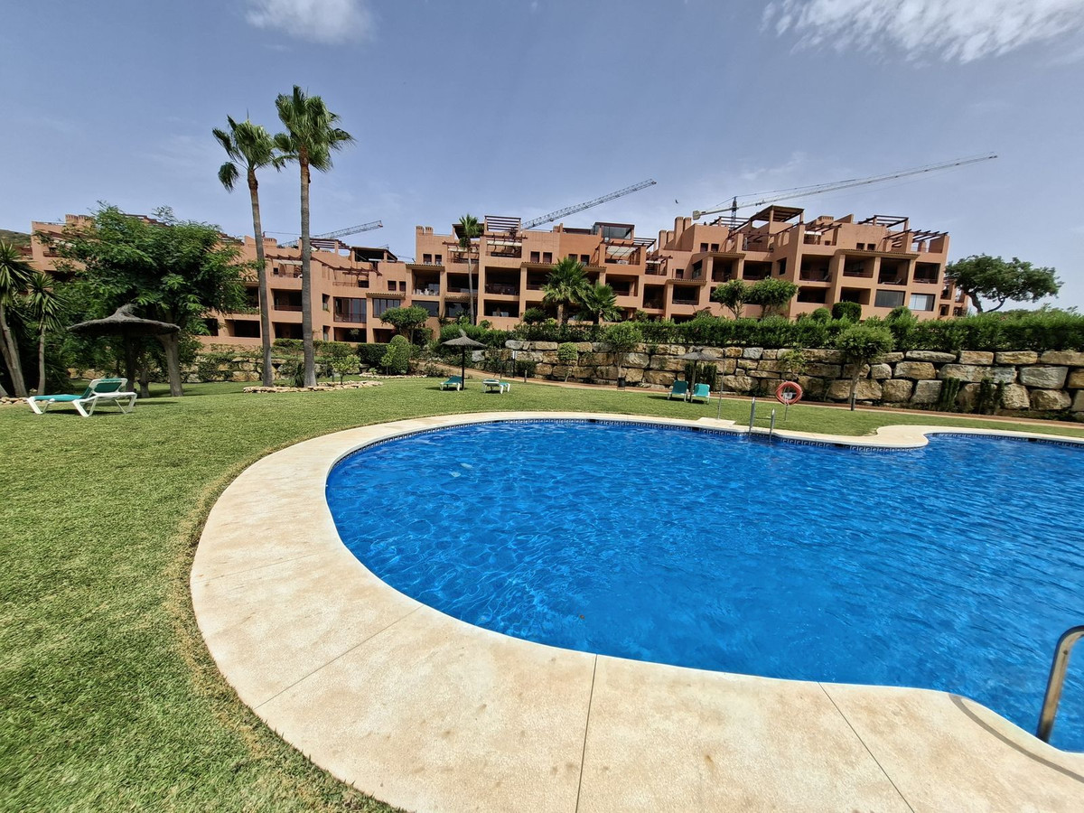 Se vende Apartamento Planta Media de 2 dormitorios en Costa Del Sol, Málaga, España
