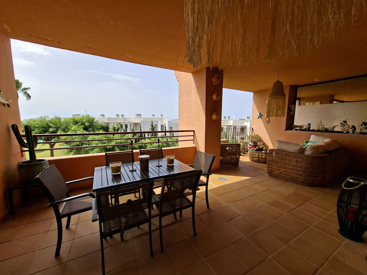 Se vende Apartamento Planta Media de 2 dormitorios en Costa Del Sol, Málaga, España