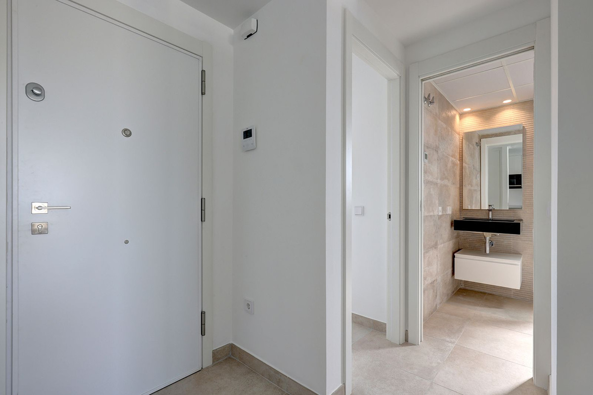 2 Bed Apartment for sale in Higueron Costa Del Sol, Málaga, Spain