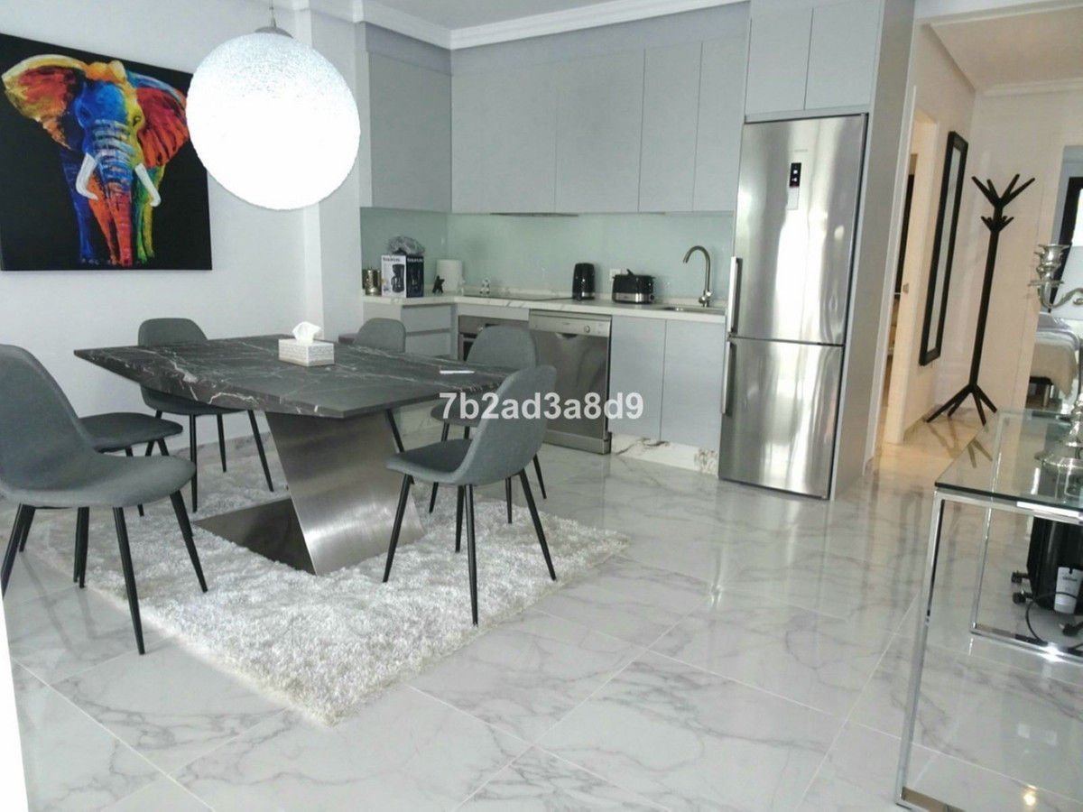 2 Bed Apartment for sale in Nueva Andalucía Costa Del Sol, Málaga, Spain
