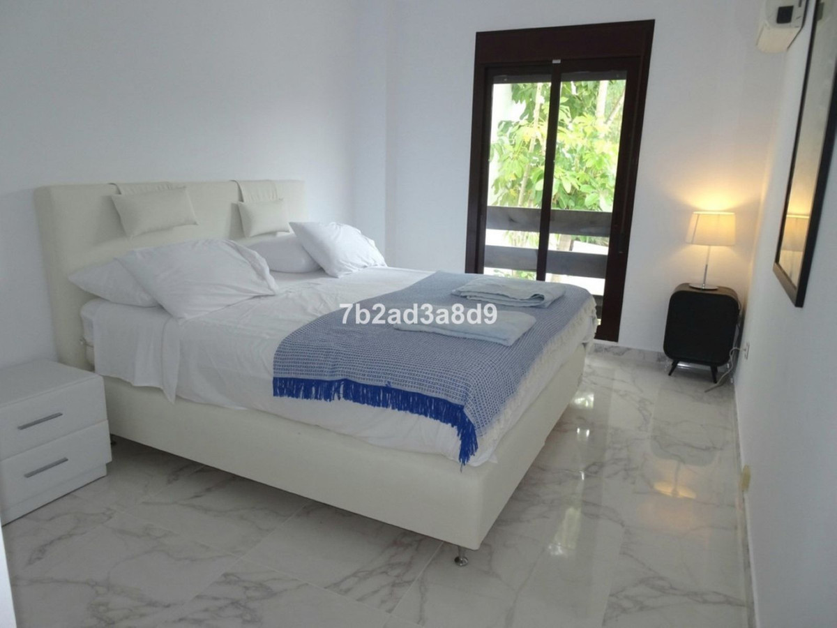 2 Bed Apartment for sale in Nueva Andalucía Costa Del Sol, Málaga, Spain