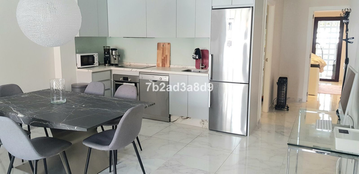2 Bed Apartment for sale in Nueva Andalucía Costa Del Sol, Málaga, Spain