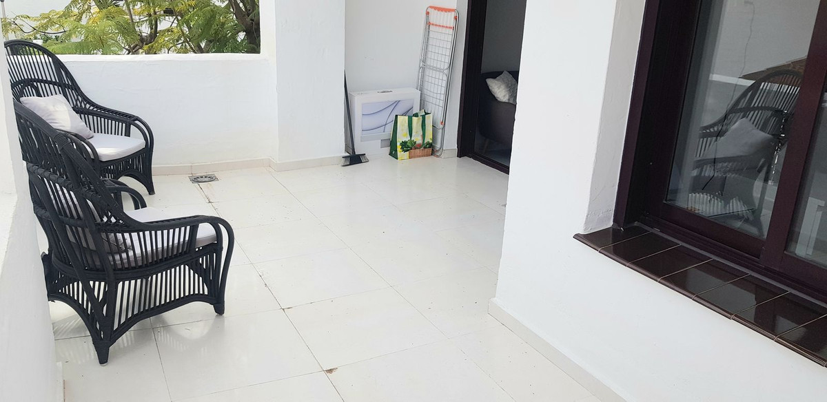 2 Bed Apartment for sale in Nueva Andalucía Costa Del Sol, Málaga, Spain