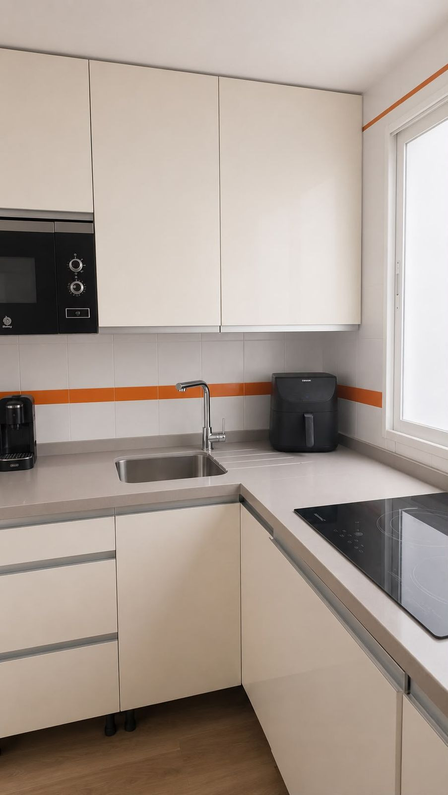 3 Bed Apartment for sale in Fuengirola Costa Del Sol, Málaga, Spain