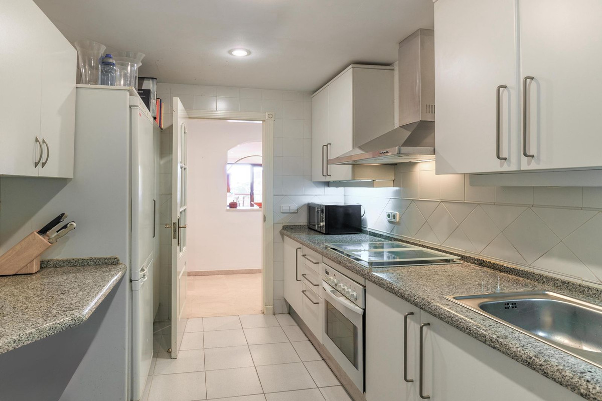 Se vende Apartamento Planta Baja de 3 dormitorios en Costa Del Sol, Málaga, España