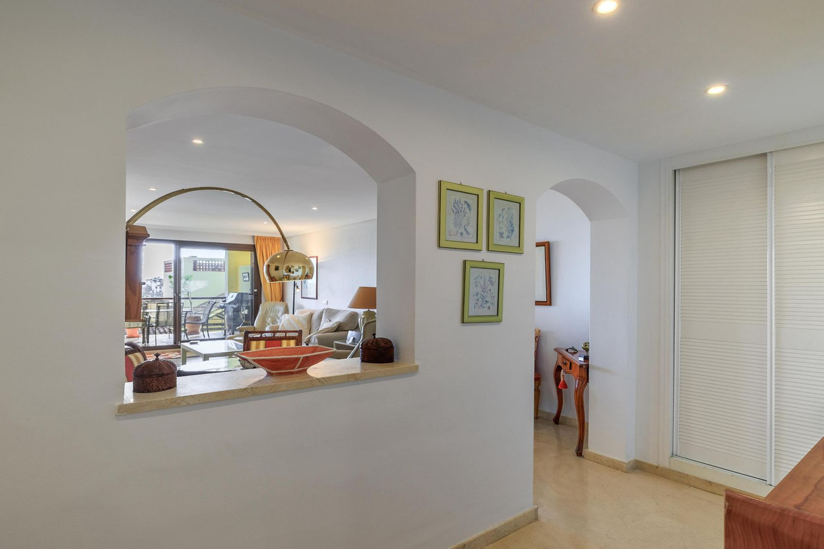 Se vende Apartamento Planta Baja de 3 dormitorios en Costa Del Sol, Málaga, España