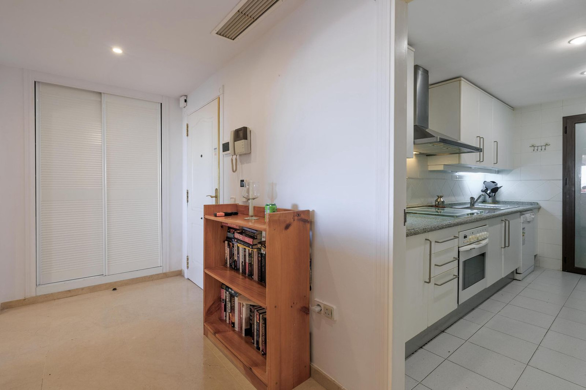 Se vende Apartamento Planta Baja de 3 dormitorios en Costa Del Sol, Málaga, España