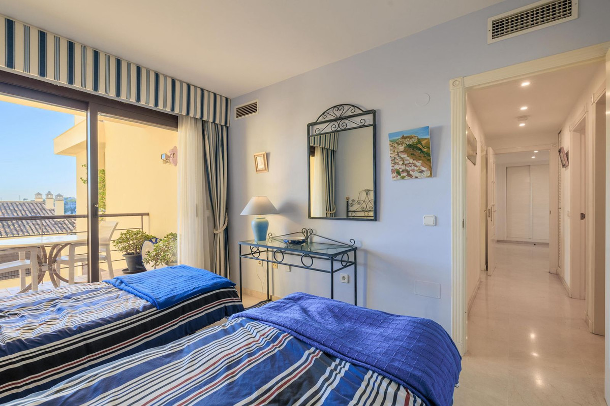 Se vende Apartamento Planta Baja de 3 dormitorios en Costa Del Sol, Málaga, España