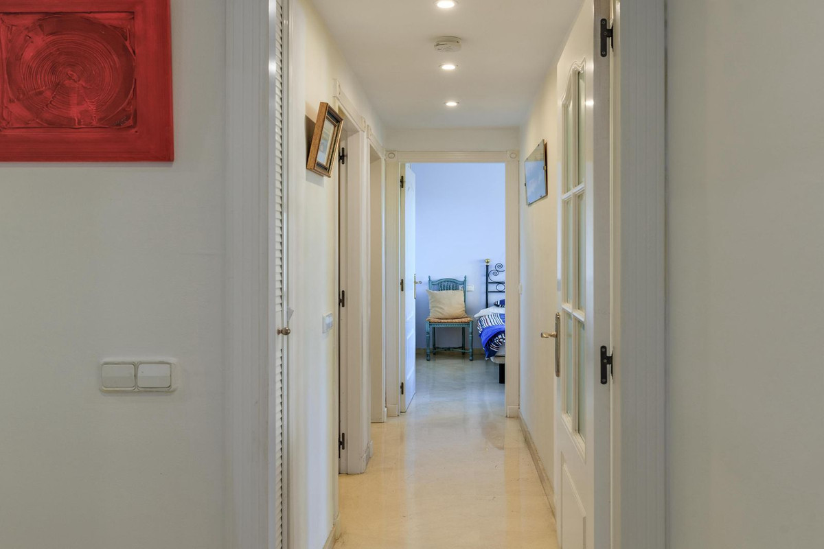 Se vende Apartamento Planta Baja de 3 dormitorios en Costa Del Sol, Málaga, España