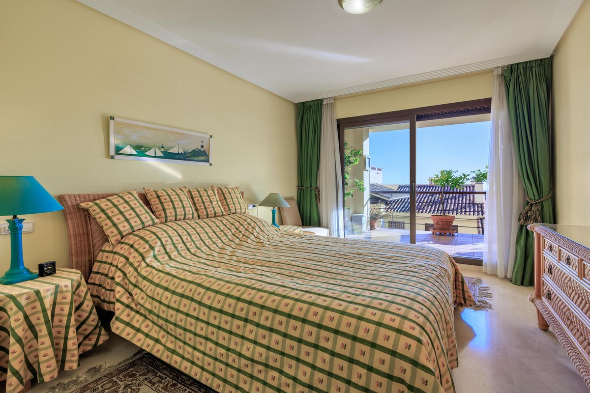Se vende Apartamento Planta Baja de 3 dormitorios en Costa Del Sol, Málaga, España