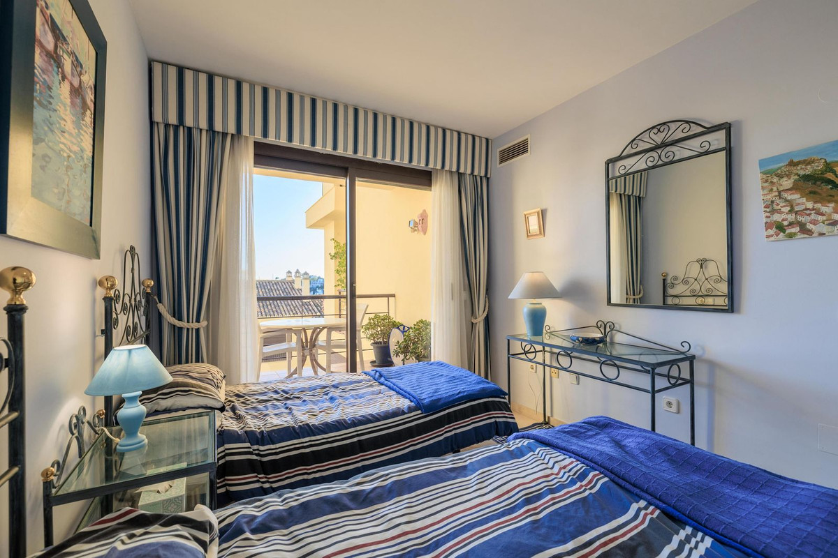 Se vende Apartamento Planta Baja de 3 dormitorios en Costa Del Sol, Málaga, España
