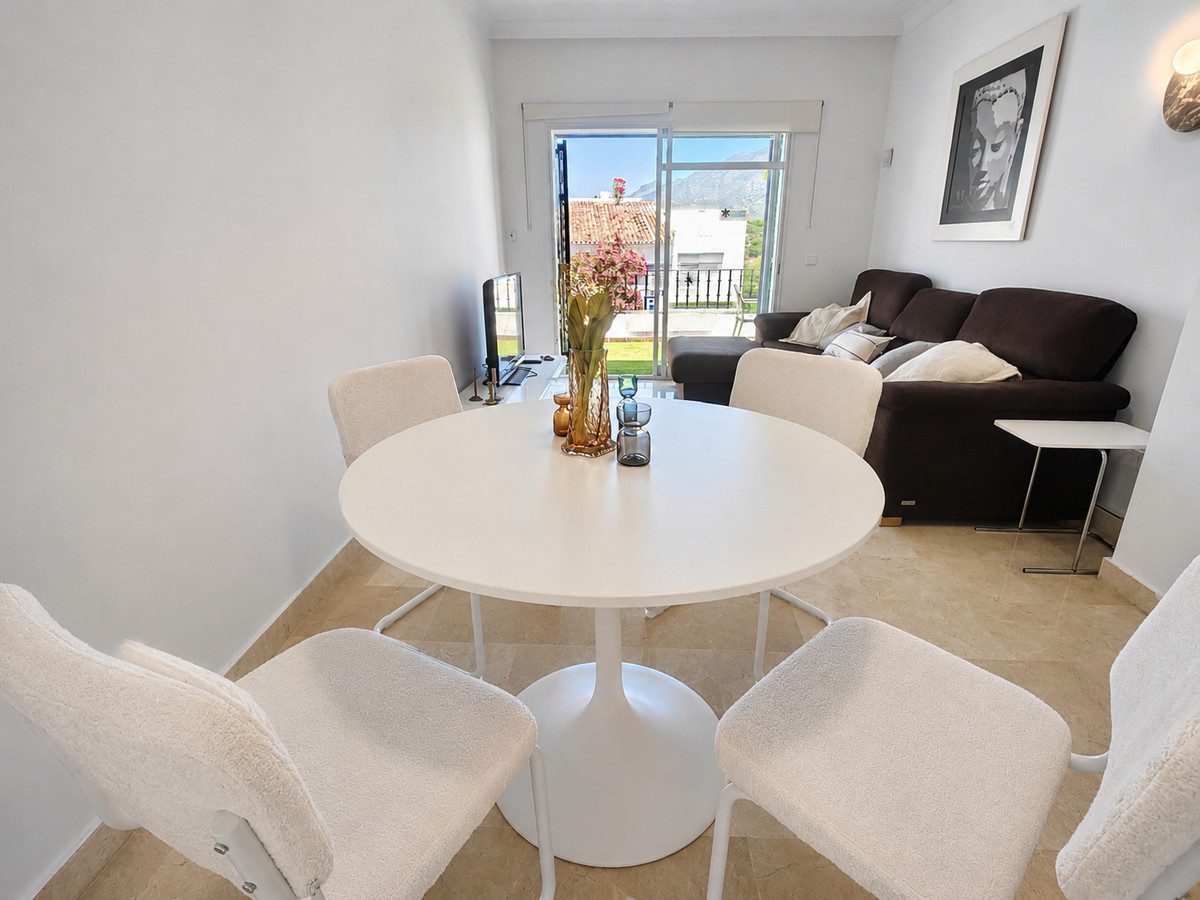 2 Bed Apartment for sale in Nueva Andalucía Costa Del Sol, Málaga, Spain