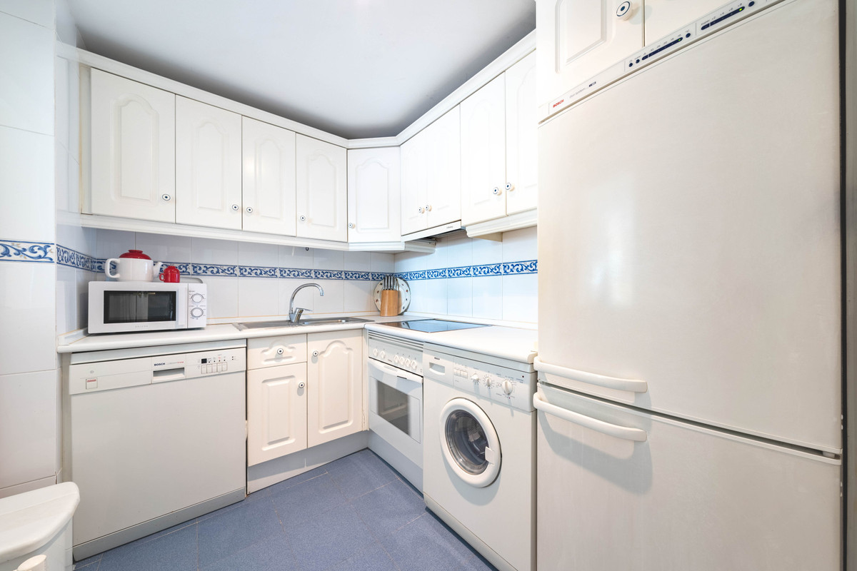 2 Bed Apartment for sale in Marbella Costa Del Sol, Málaga, Spain