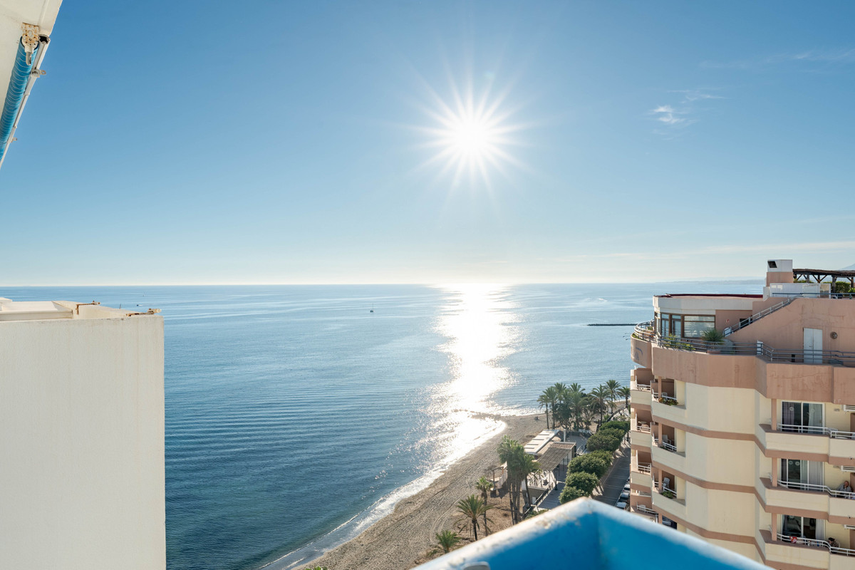 2 Bed Apartment for sale in Marbella Costa Del Sol, Málaga, Spain