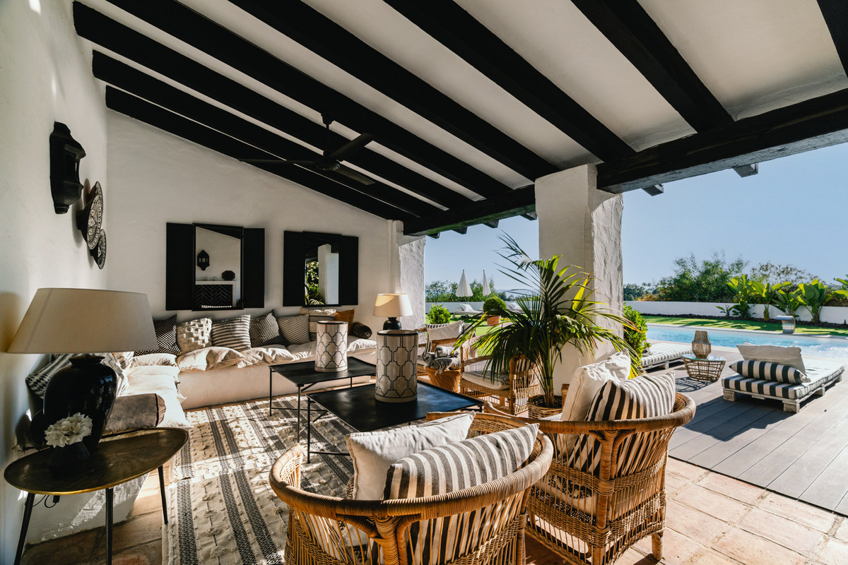 4 Bed Townhouse for sale in The Golden Mile Costa Del Sol, Málaga, Spain