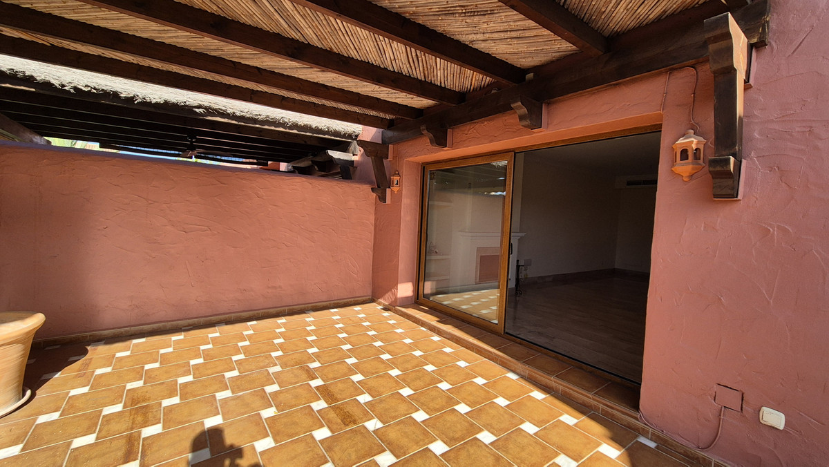 3 Bed Apartment for sale in Guadalmina Baja Costa Del Sol, Málaga, Spain