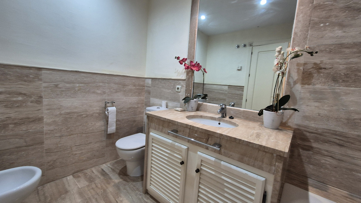 3 Bed Apartment for sale in Guadalmina Baja Costa Del Sol, Málaga, Spain