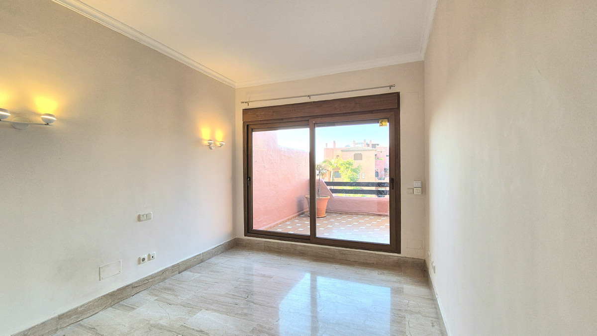 3 Bed Apartment for sale in Guadalmina Baja Costa Del Sol, Málaga, Spain