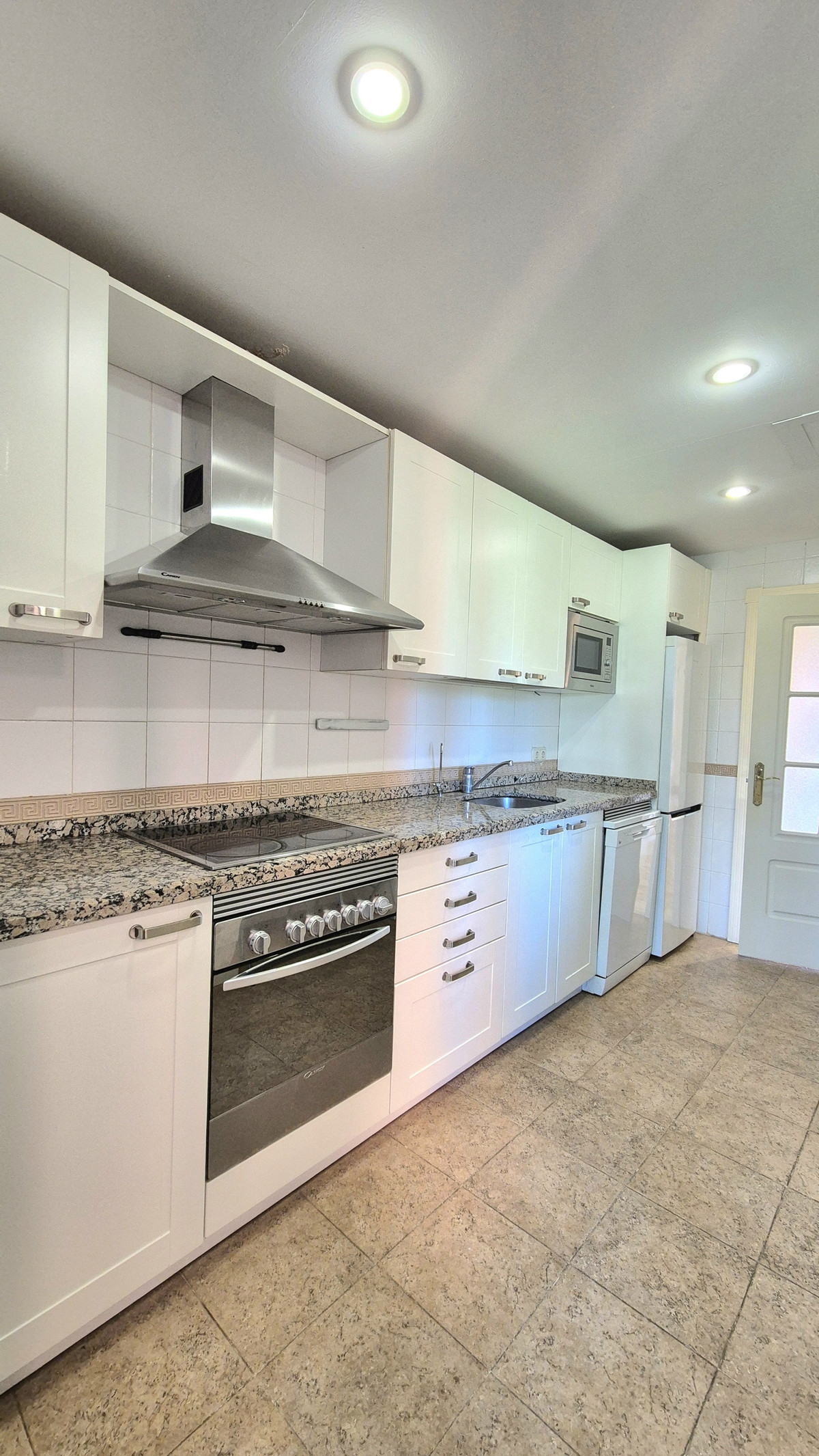 3 Bed Apartment for sale in Guadalmina Baja Costa Del Sol, Málaga, Spain